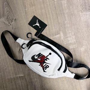 Nike Air Jordan Jumpman Crossbody Fanny Pack